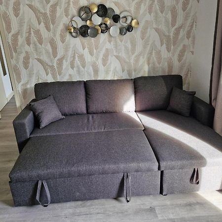 Hotel Le Vanseen เลส์วองส์ ภายนอก รูปภาพ