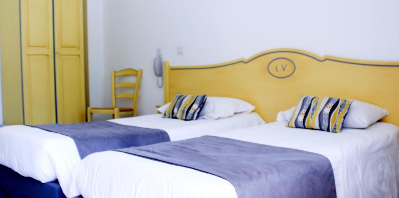 Hotel Le Vanseen เลส์วองส์ ภายนอก รูปภาพ